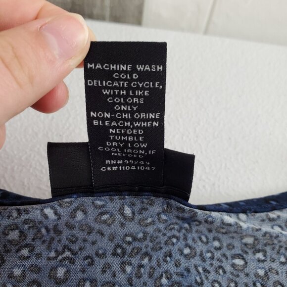 Maggie Barnes Womens Blue Animal Print Drape Neck Blouse SIze 3X Mob Wife Career - Picture 5 of 8